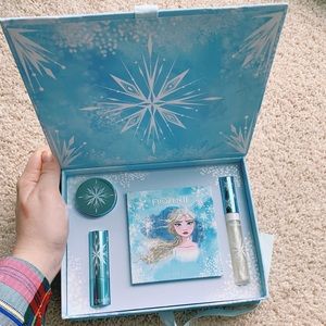 ELSA Frozen 2 collection colourpop